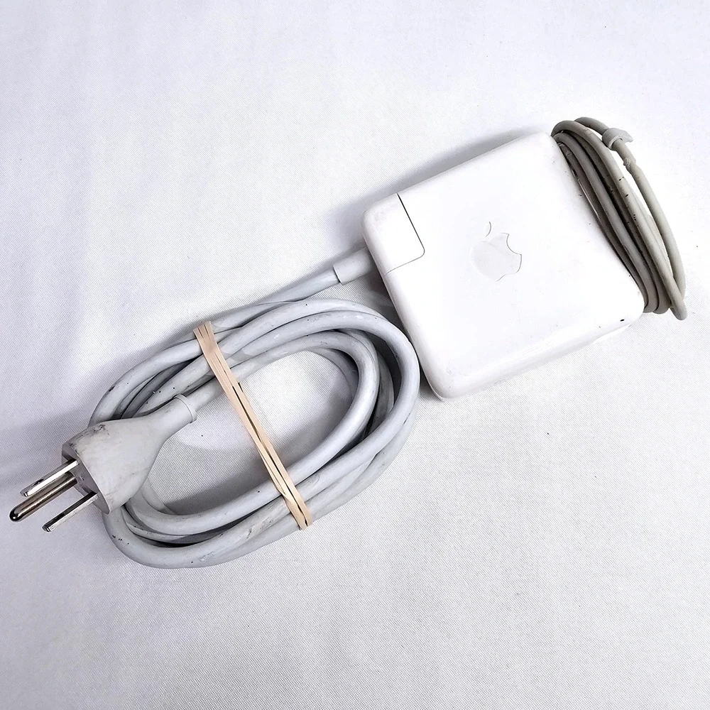Apple MagSafe‎ 1 85W MacBook Pro Charger Power Adapter White EUC
